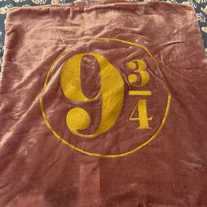 Pottery Barn Teen Harry Potter Pillow Cover. Great Condition.